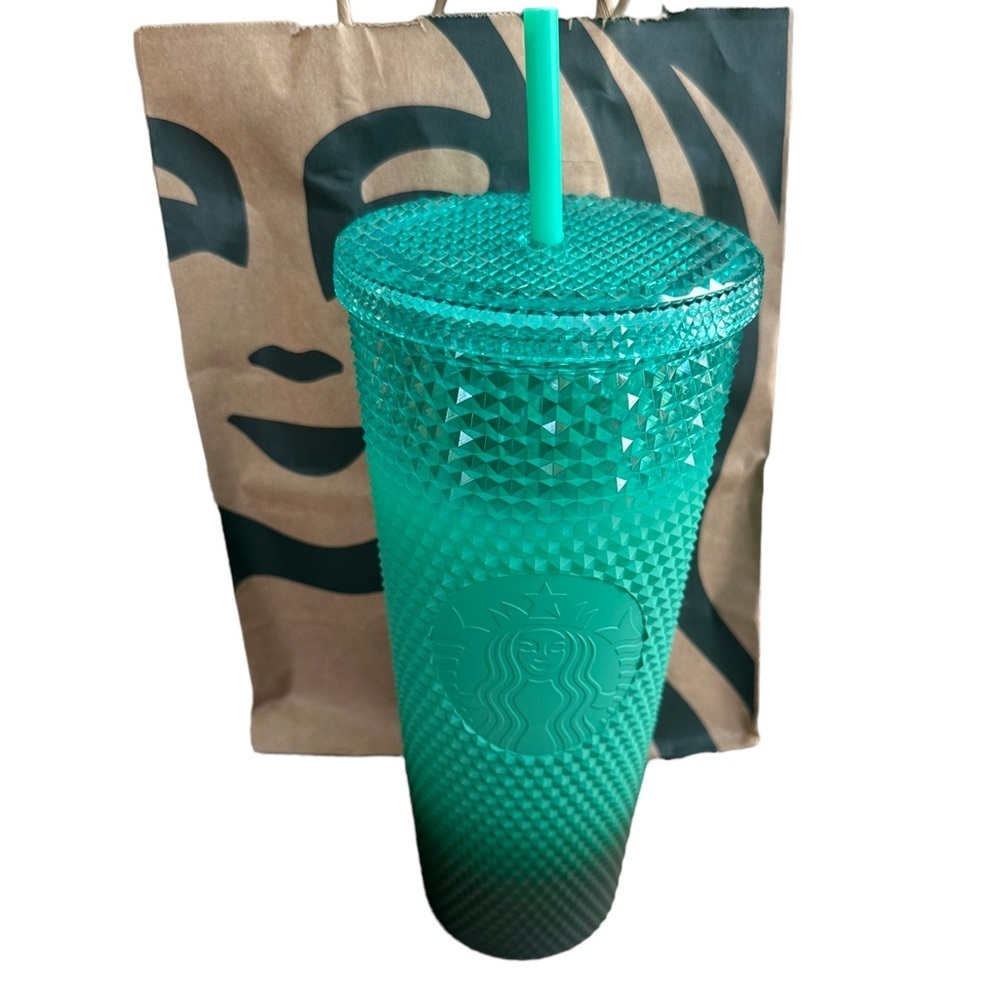 Starbuck 2022 Studded 24 oz Tumbler Cold Cup in Ombre Gradient Waxberry Green